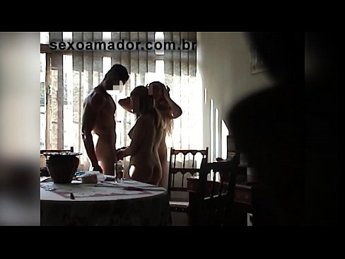 ❤️ Seksvriende nooi 'n reuse man en 'n drietal saam met hom Seks op af.superpornpics.ru ️❤